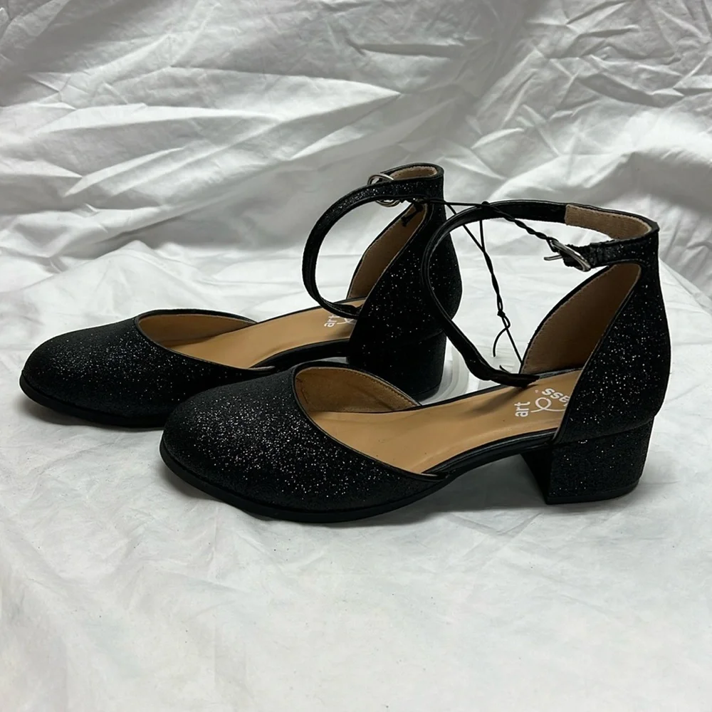 Dress shoes